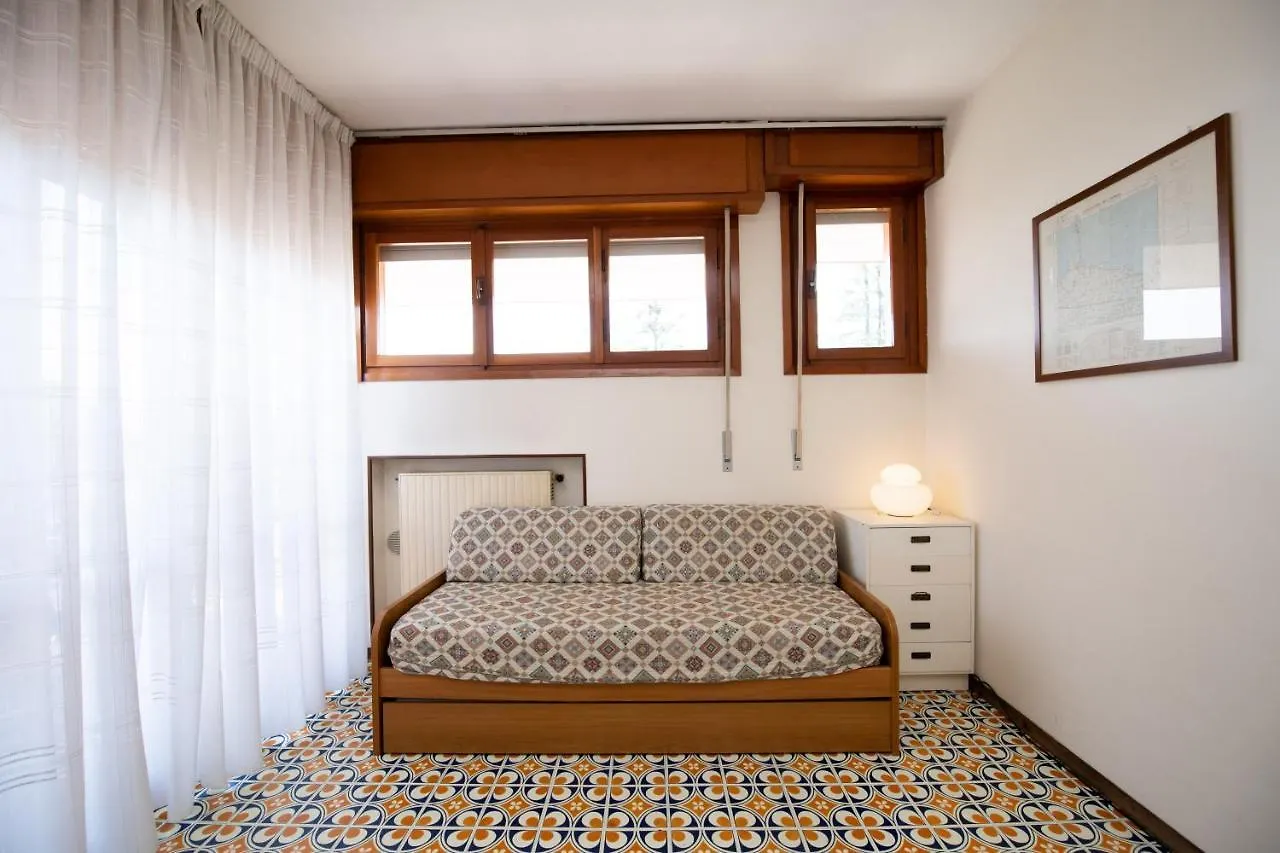 Apartment Appartamenti Francesco E Luisa Peschiera del Garda