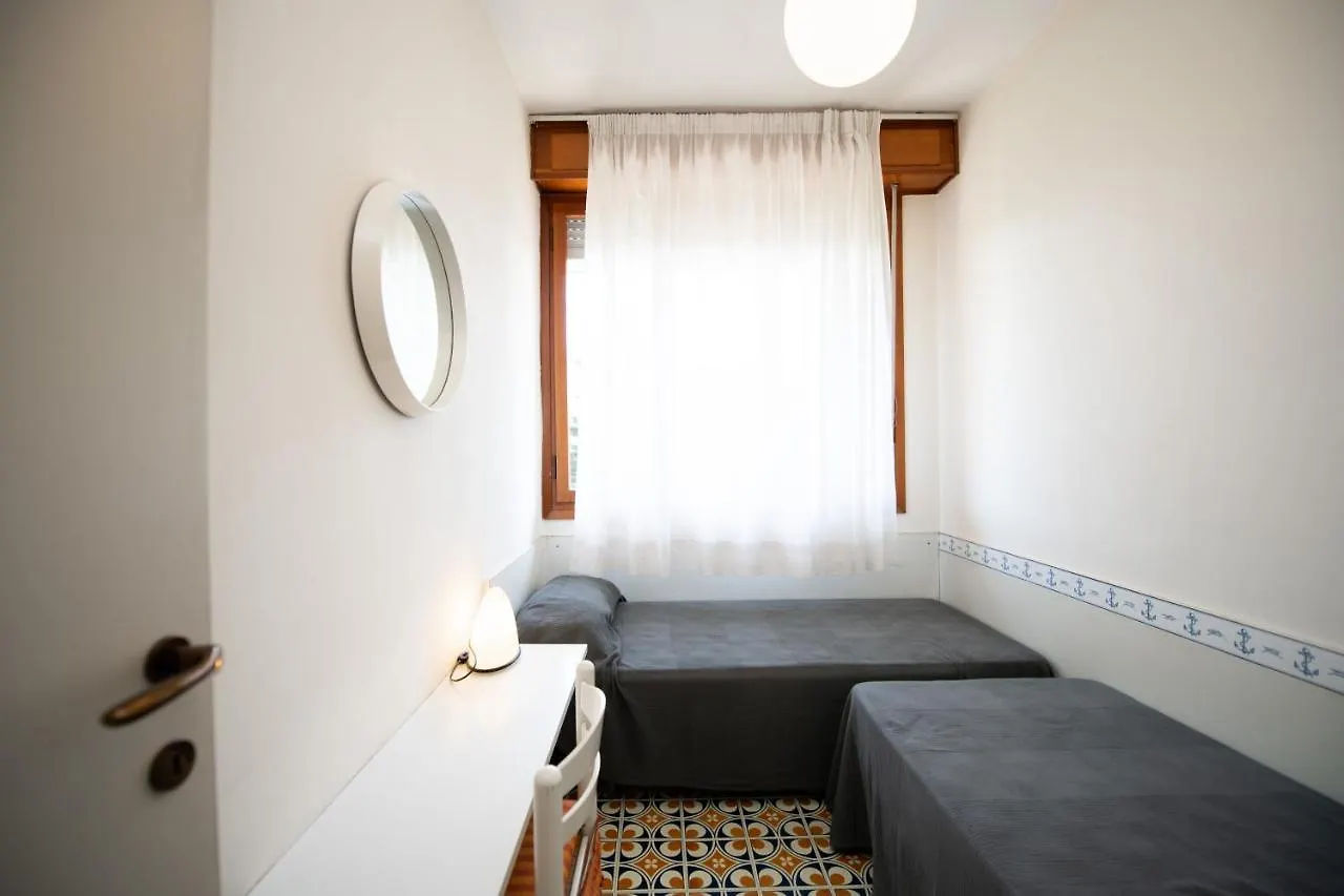 Appartamenti Francesco E Luisa Peschiera del Garda Apartment