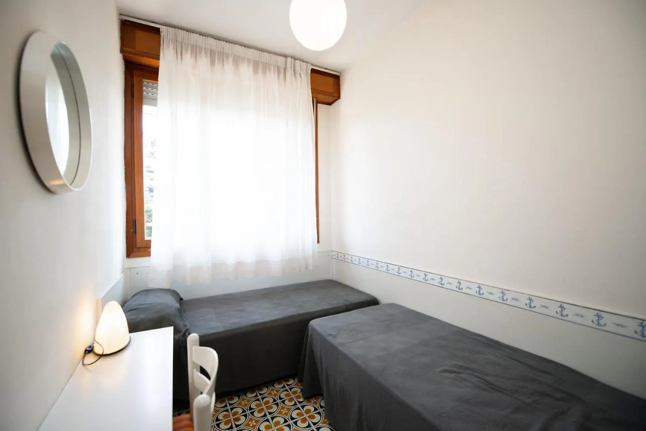 Apartment Appartamenti Francesco E Luisa Peschiera del Garda