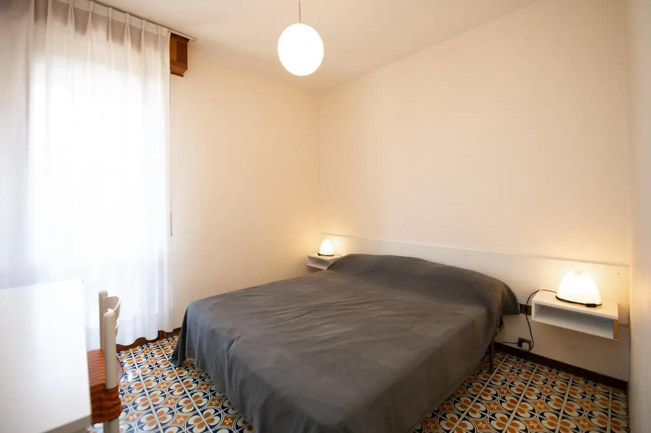 Apartment Appartamenti Francesco E Luisa Peschiera del Garda