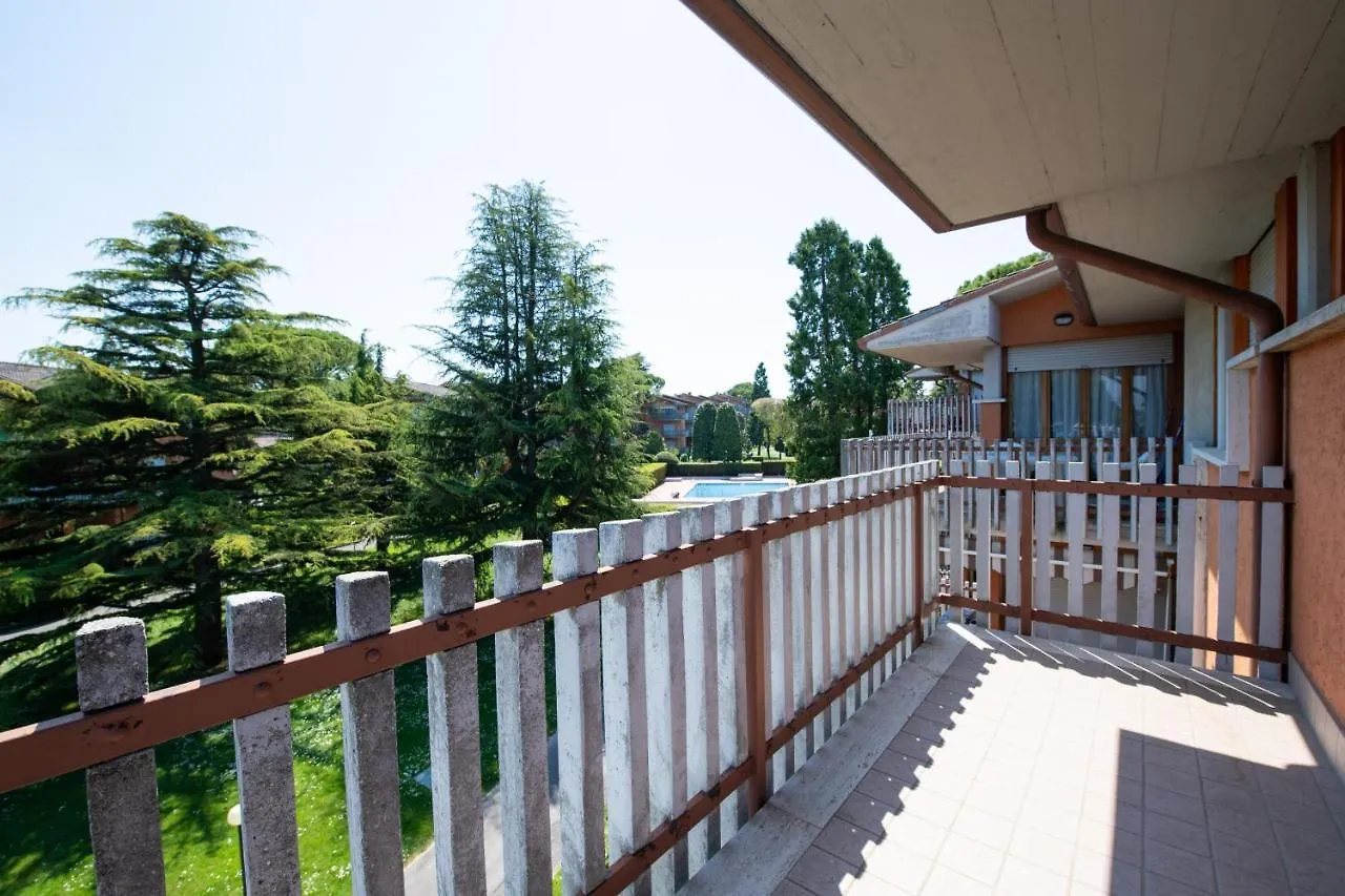 Apartment Appartamenti Francesco E Luisa Peschiera del Garda