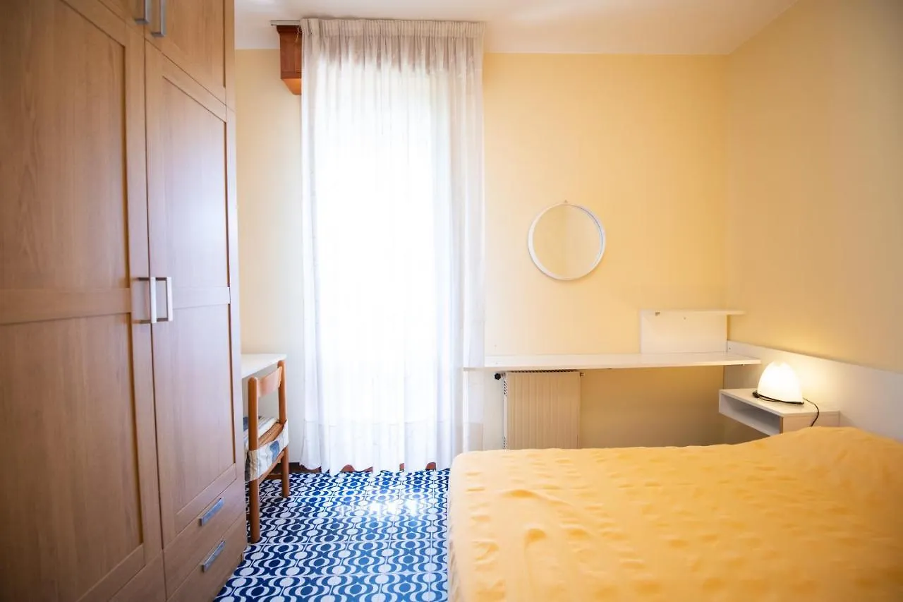 Appartamenti Francesco E Luisa Peschiera del Garda Apartment