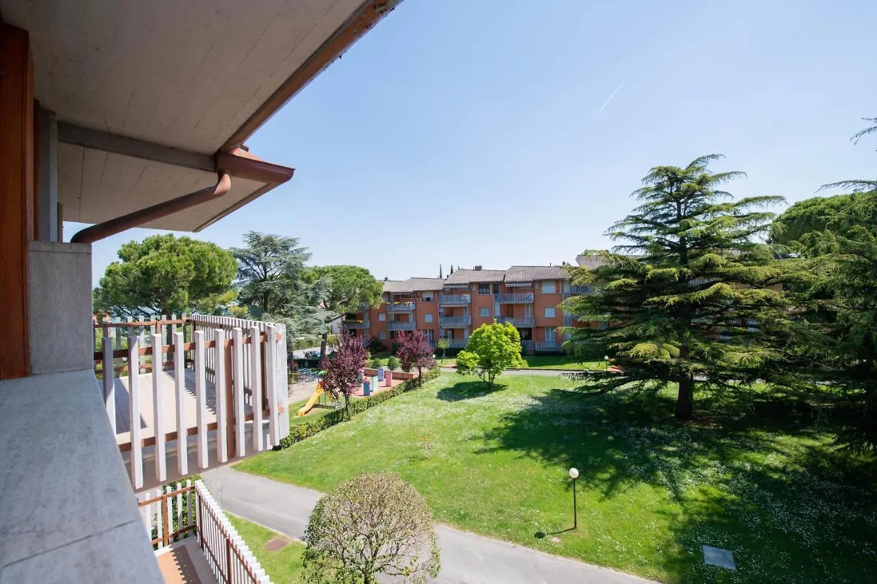Apartment Appartamenti Francesco E Luisa Peschiera del Garda Italy