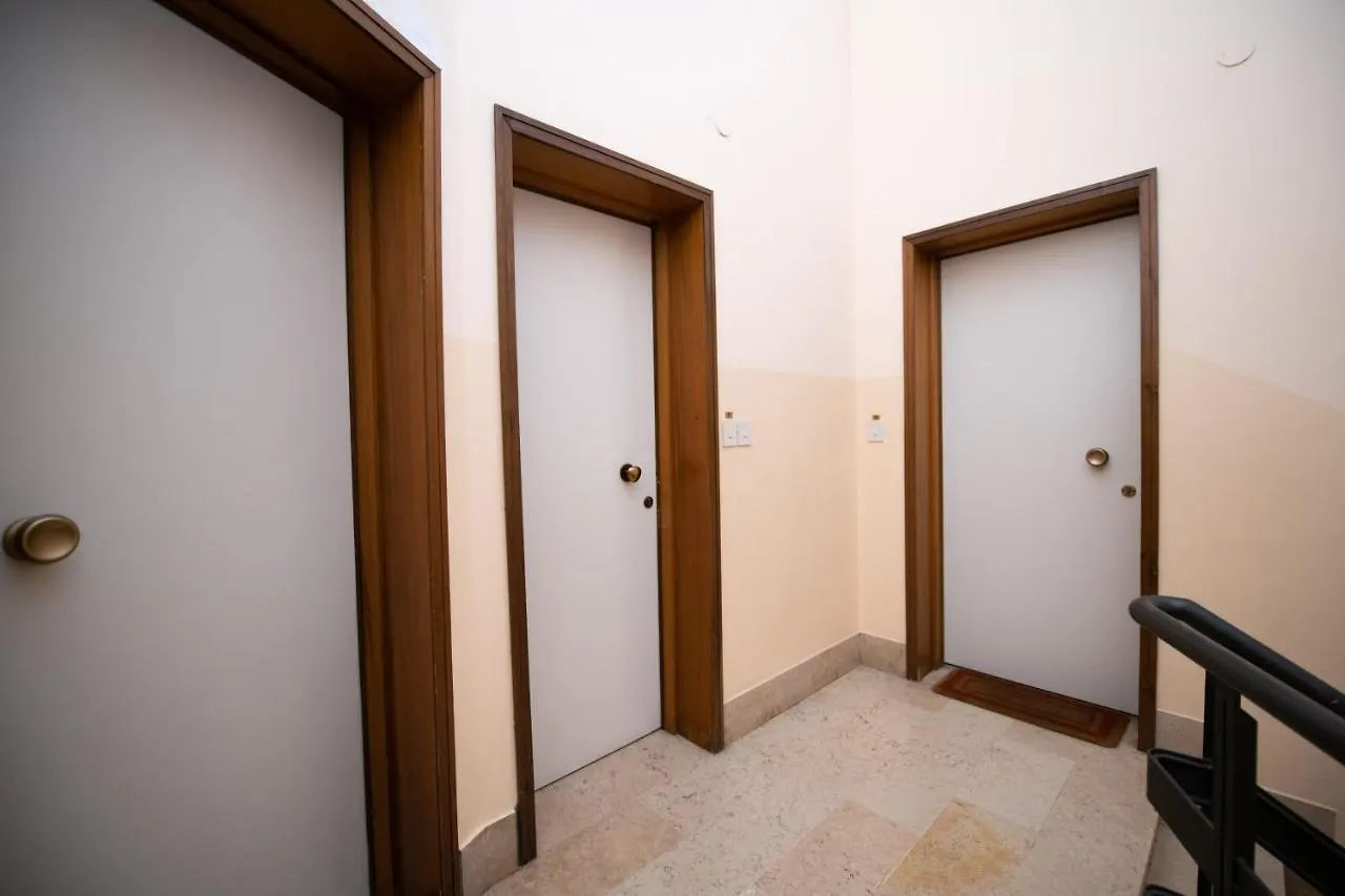 Apartment Appartamenti Francesco E Luisa Peschiera del Garda Italy