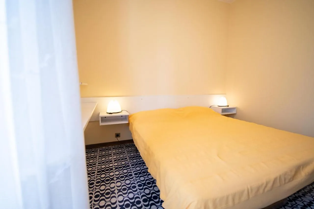 Apartment Appartamenti Francesco E Luisa Peschiera del Garda